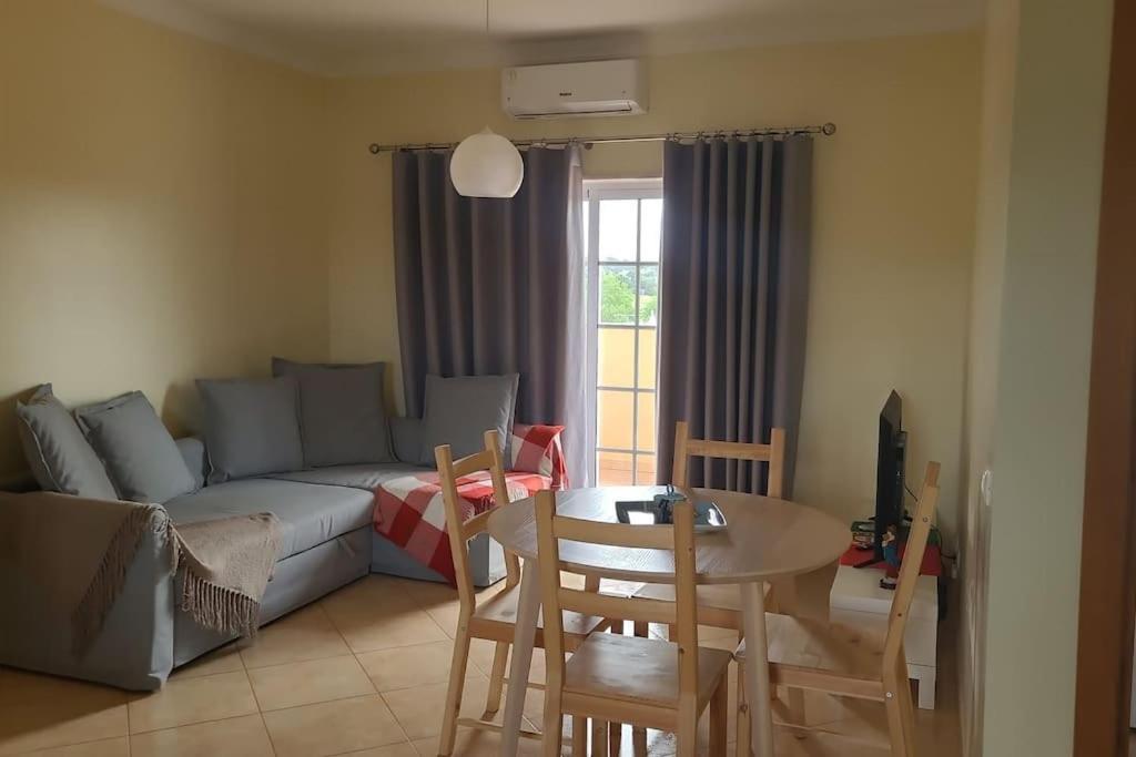 לואה Stela ' S Guest House מראה חיצוני תמונה